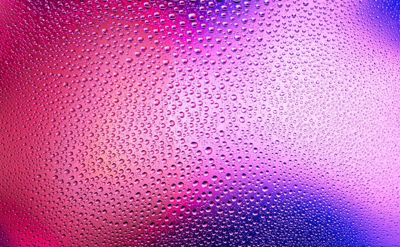 梅雨の時期に効果的なカビ対策グッズは？