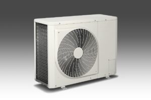 エアコンのドライ機能でカビ掃除業者は必要なのか？