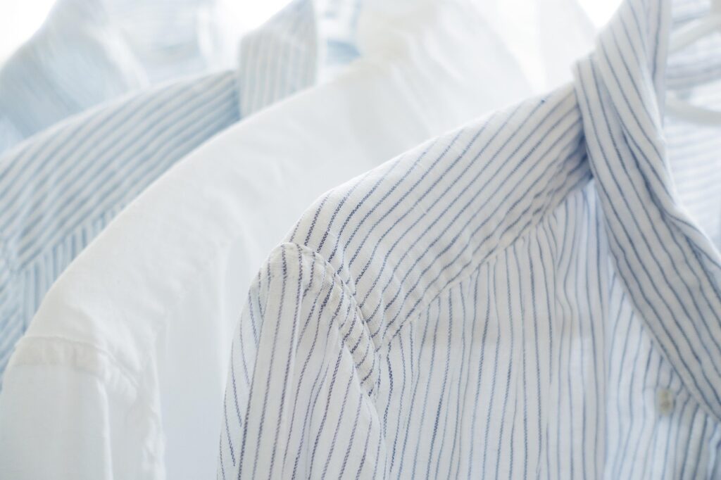 クローゼットにカビが多い場合の効果的な対策と服の保管方法は？